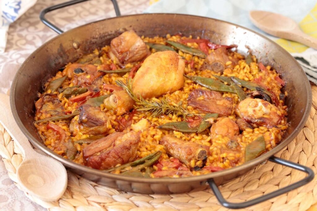 Paella de carne