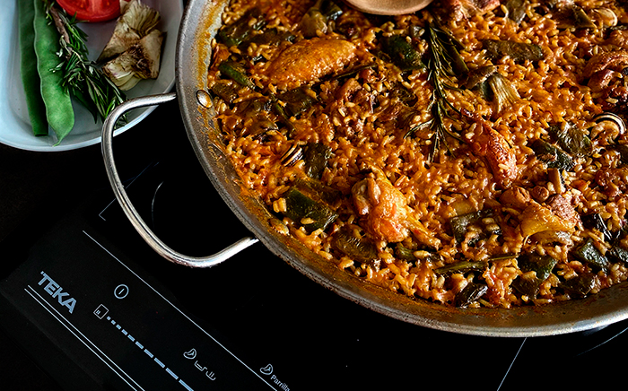 Pasos imprescindibles para hacer la mejor paella | Teka Ecuador